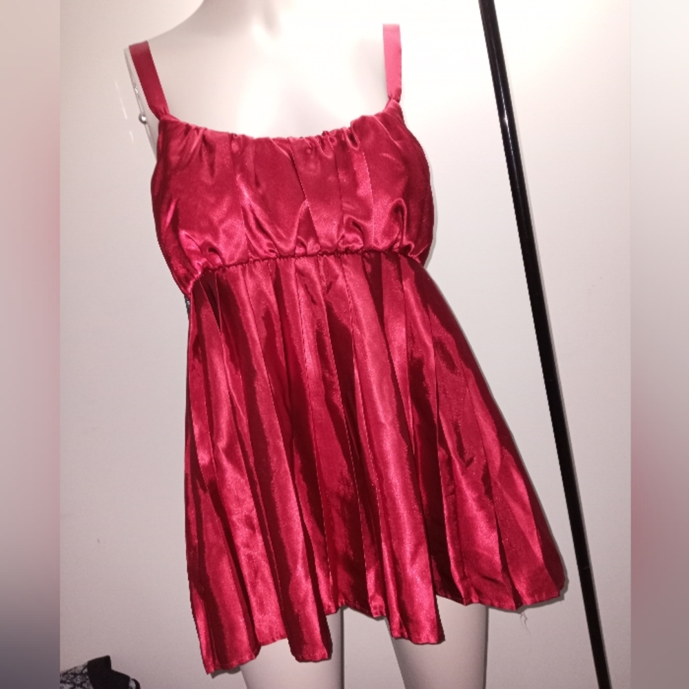 Rampage red satin sleeveless blouse size large